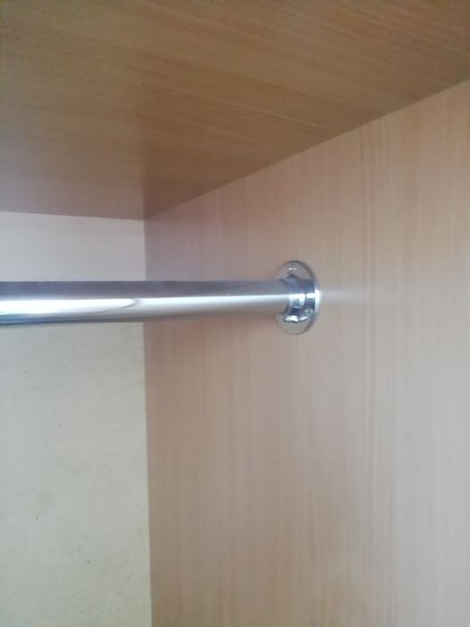 Продам глубокий плательной шкаф