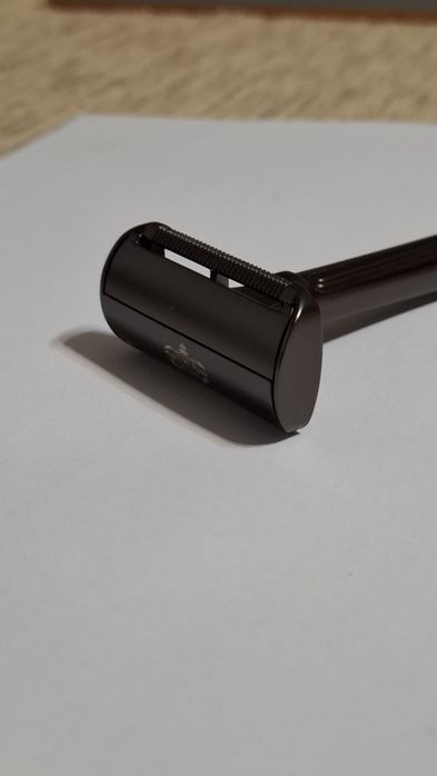 Метална самобръсначка "TMB King"