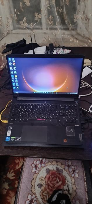 Продам хороший игровой ноутбук