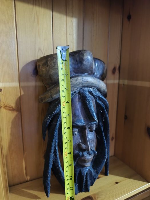 Mască jamaicană Bob Marley sculptată din lemn