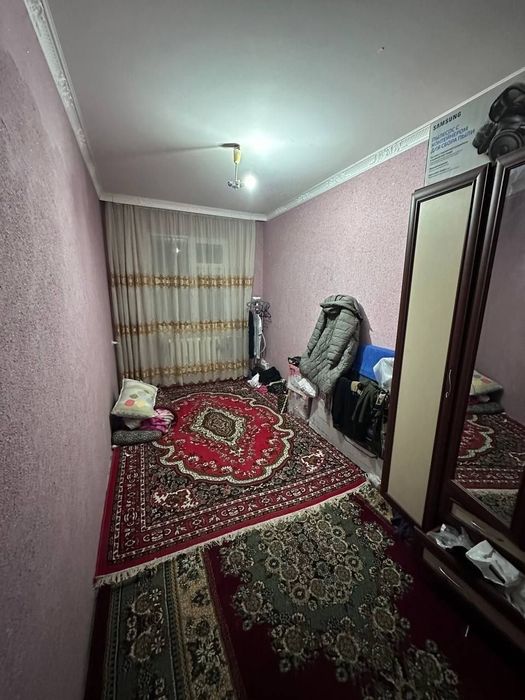 Срочно Продаётся Чиланзар 6 2комн. 2этаж.