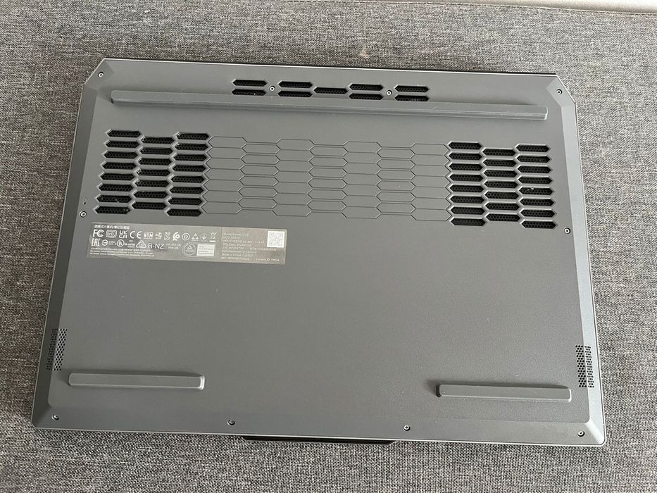 Laptop Gaming Lenovo LOQ 15IAX9, i5-12450HX,  RTX 4050