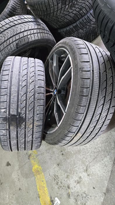 Cauciucuri iarna 255/35/19 spate 245/35/19