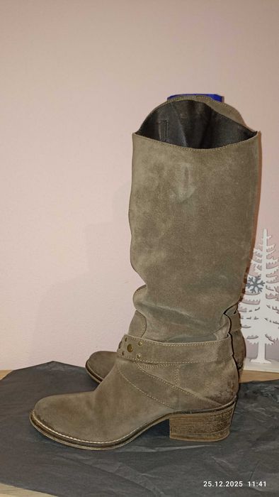 Италиански ботуши висококачествен естествен велур