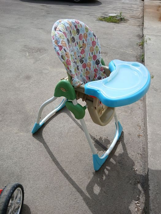 Продам кресло для кормления