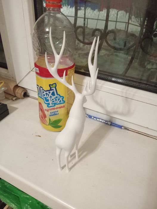 Фигурка Олень белый