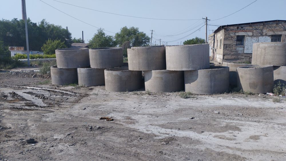 Продается  железо бетонные кольцо