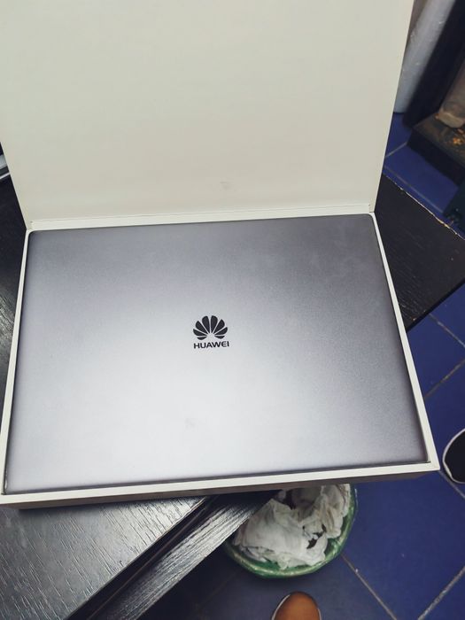 Huawei matebook x pro Amanet Canta