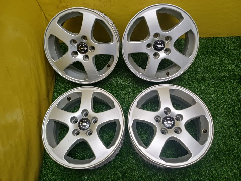 Диски R15 5×110 на Opel.