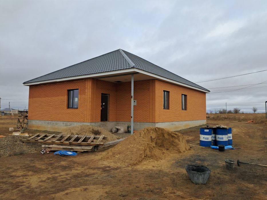 Уй сатылады.         .