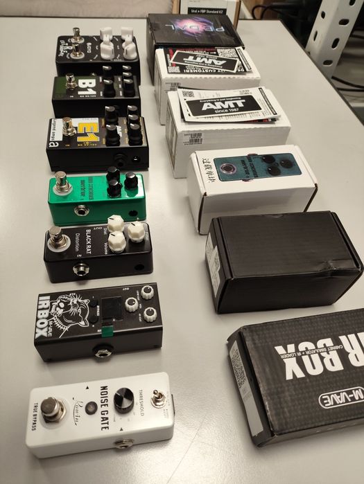 Гитарные педали новые в коробке примочки