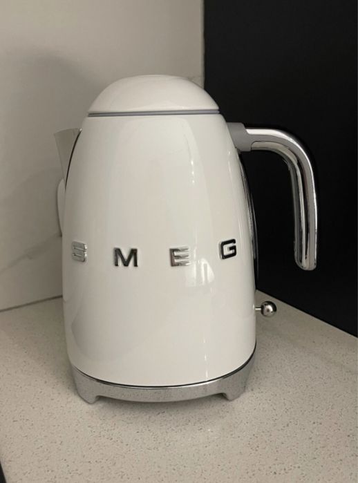 Электрочайник Smeg