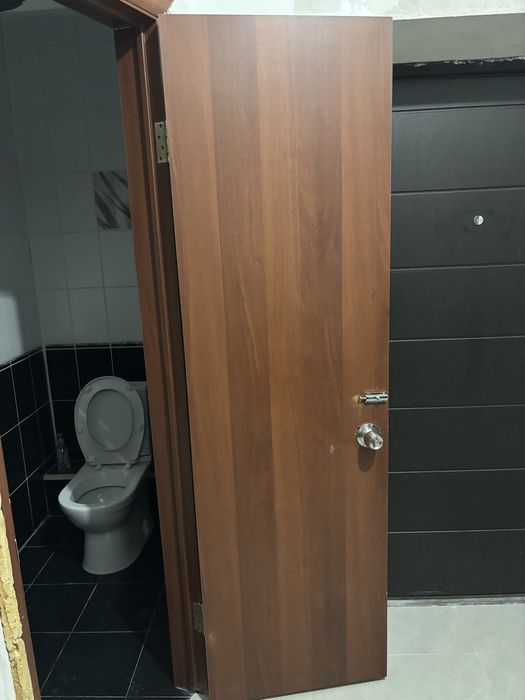 Срочно продам 4 двери