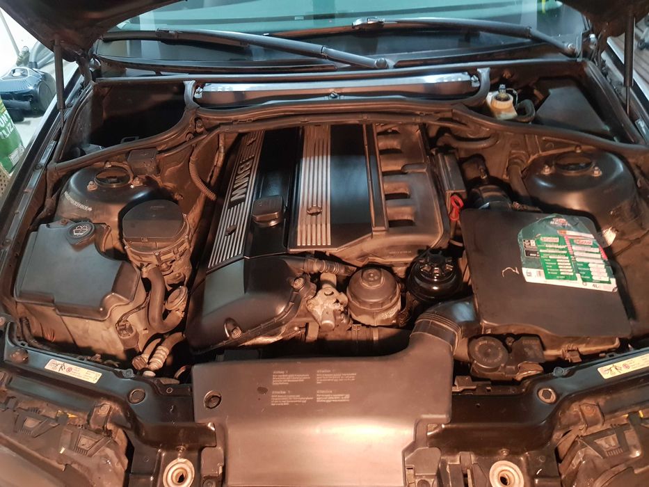 BMW e46 320i sedan facelift