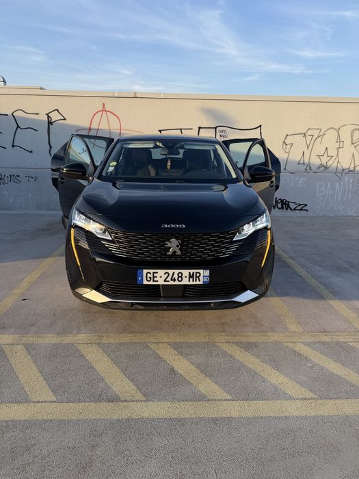 Peugeot 3008/2022/Automat/1,5 diesel/LED/Camera masalier/Scaune incalzite/keylles