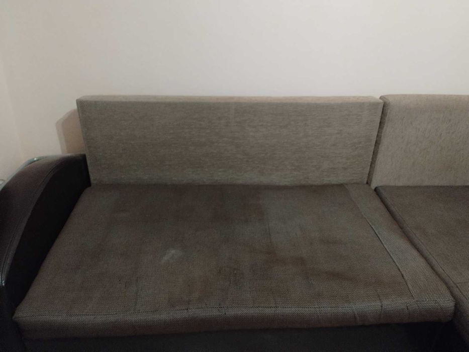 Продавам ъглов диван