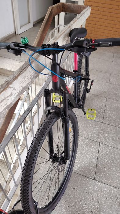 Bicicletă frine pe discuri