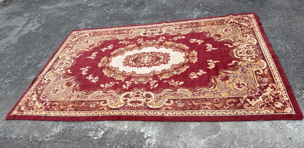 Covor clasic oriental bordo