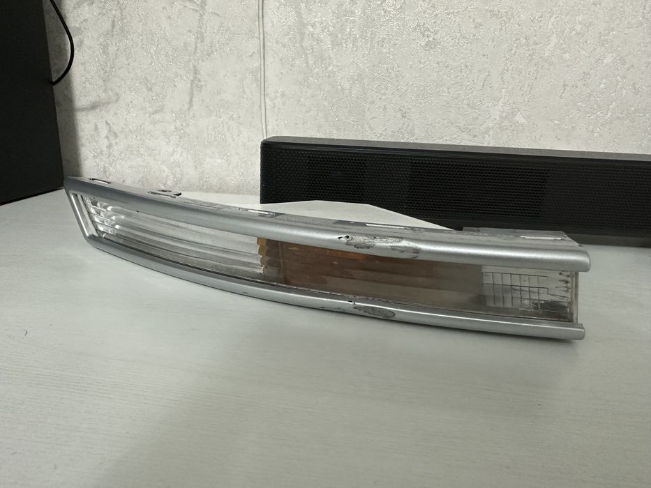 Поворотник на passat B6