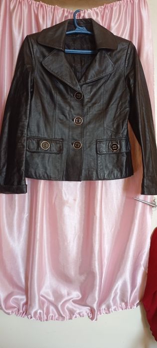 Женская одежда куртка