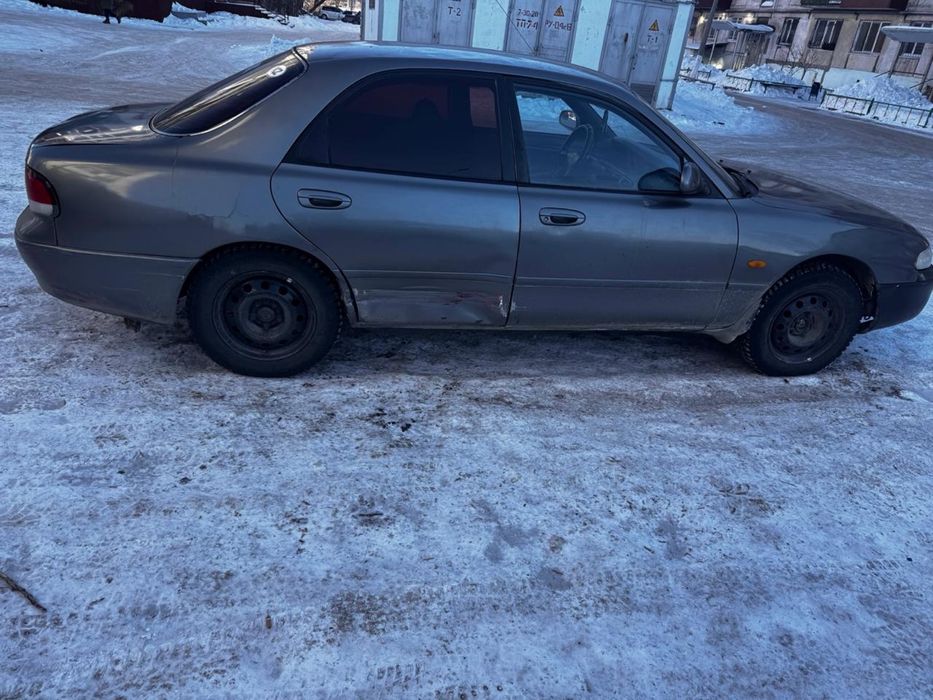 Продам машину  мазда 626