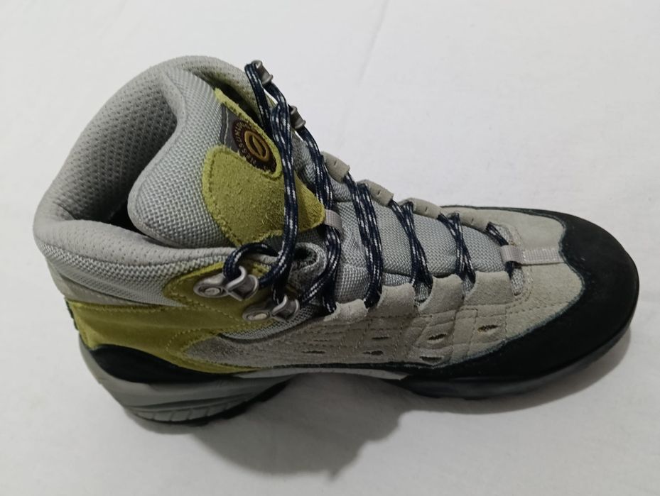 37 Ghete Scarpa Gore-tex masura 37