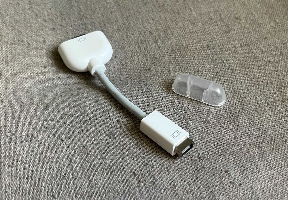 Adaptor original Apple Mini DisplayPort la VGA, funcțional, compatibil
