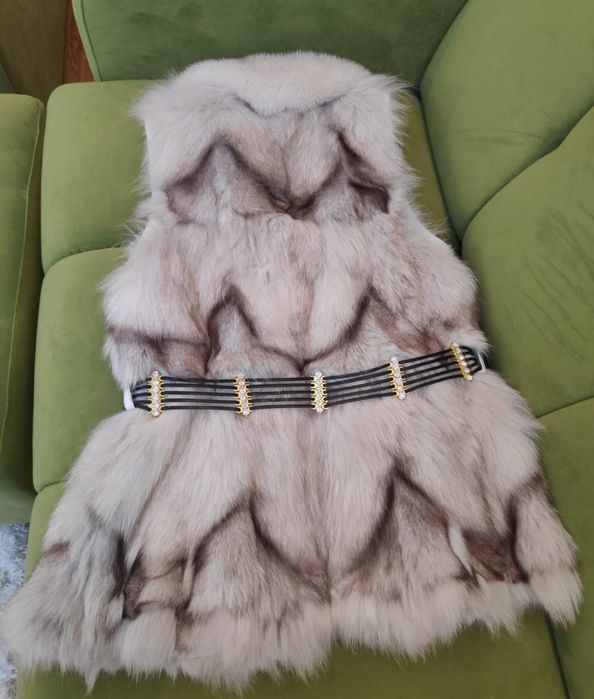 Желтка женская 44