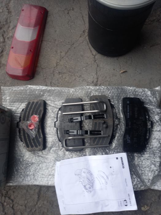 Placute mercedes mp 5 și perna aer motrica