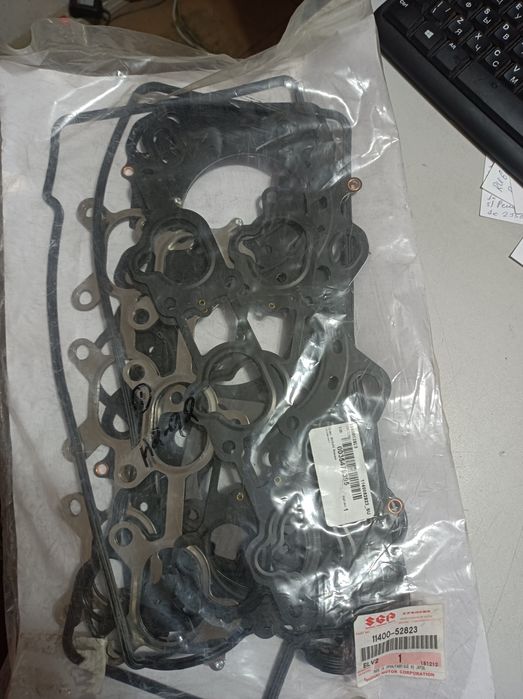 Продам набор прокладок сузуки 2.7