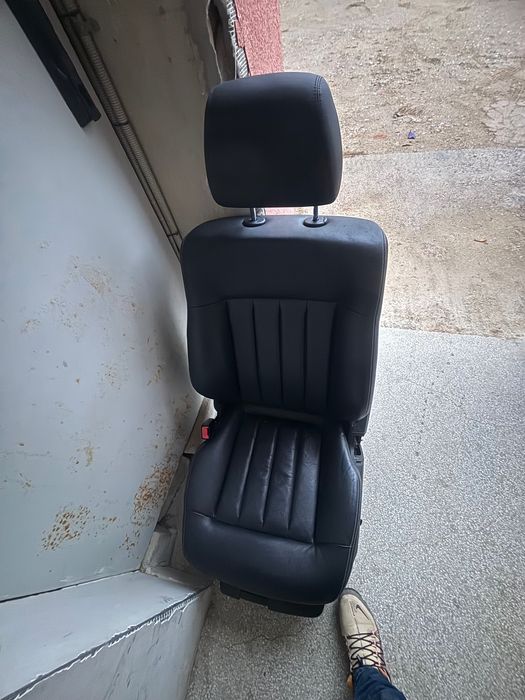 W212 предни седалки E class