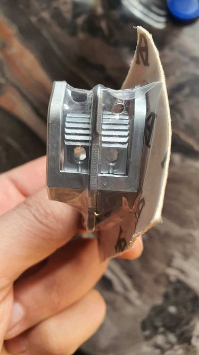 Краче с водач за двуиглов PFAFF 1246/1296 KP1246 8mm