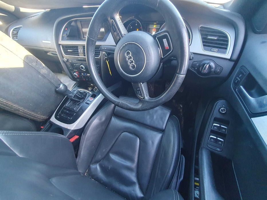 Dezmembrez Audi A5 S Line 2.0TDI 2013