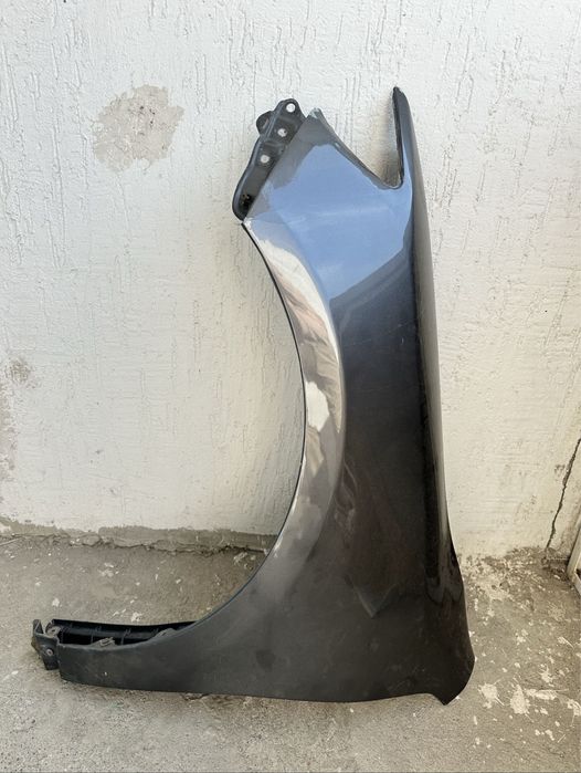 Крыло водительская сторона