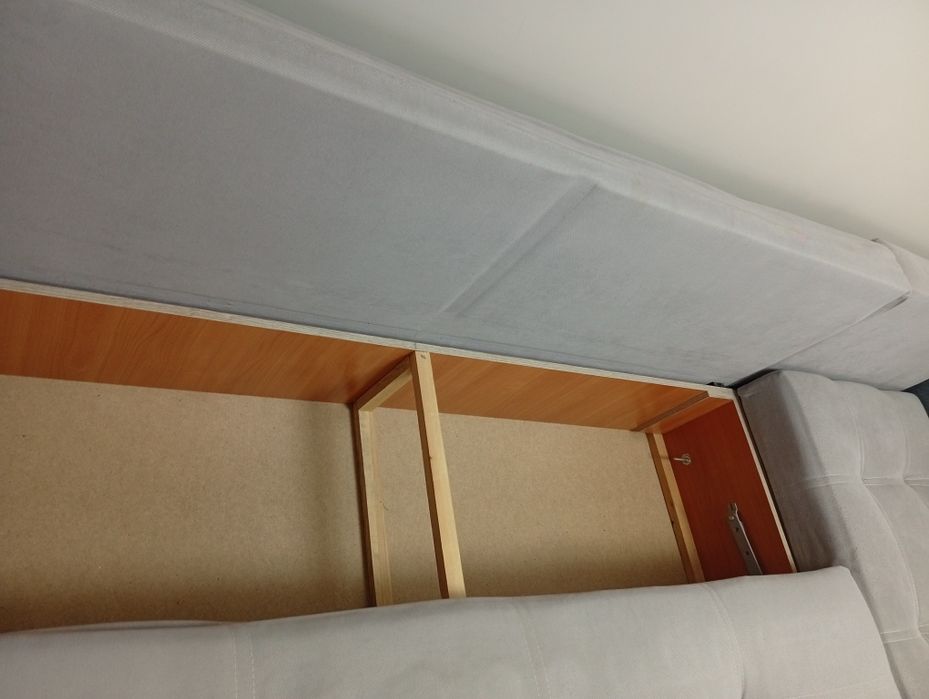 Продаеться угловой диван