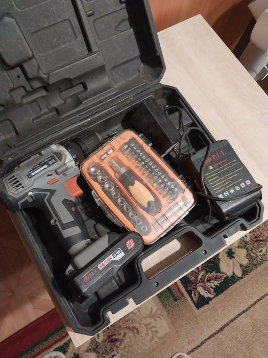 Шуруповерт в идеальном состоянии