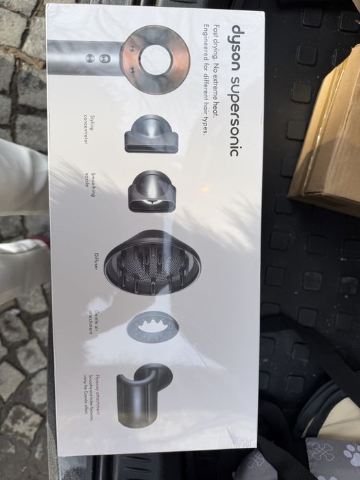 Сешоар dyson Дайсън