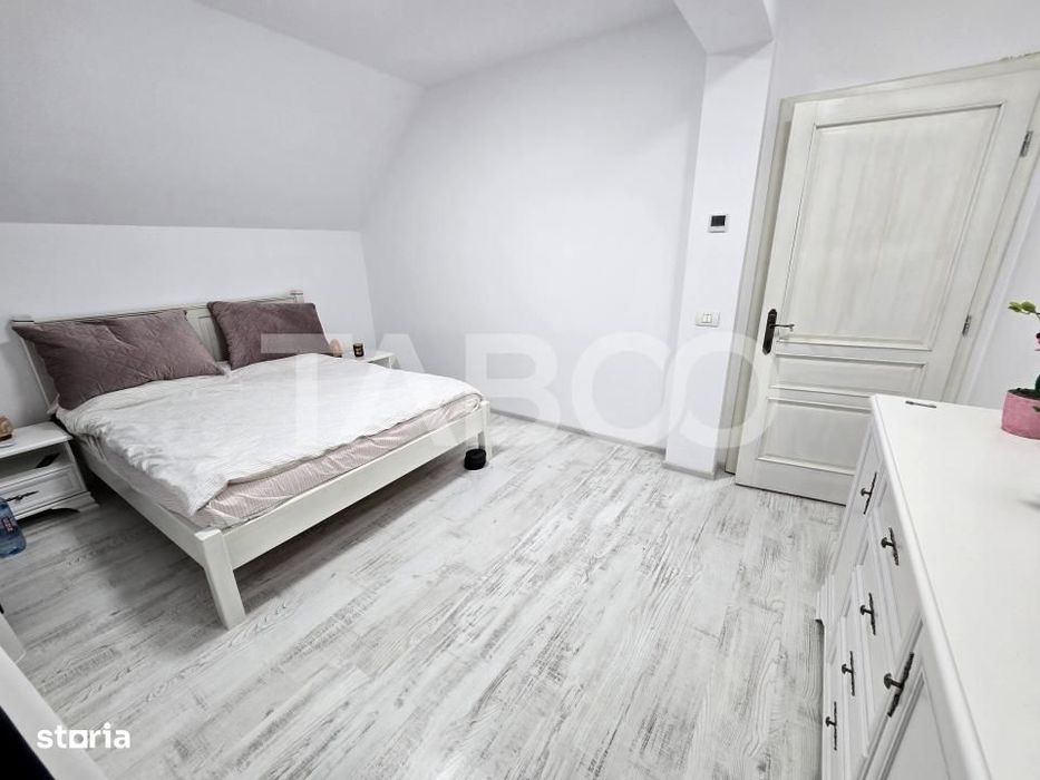 Casa individuala de vanzare teren 852 mp 5 camere 2 bai Selimbar Sibiu