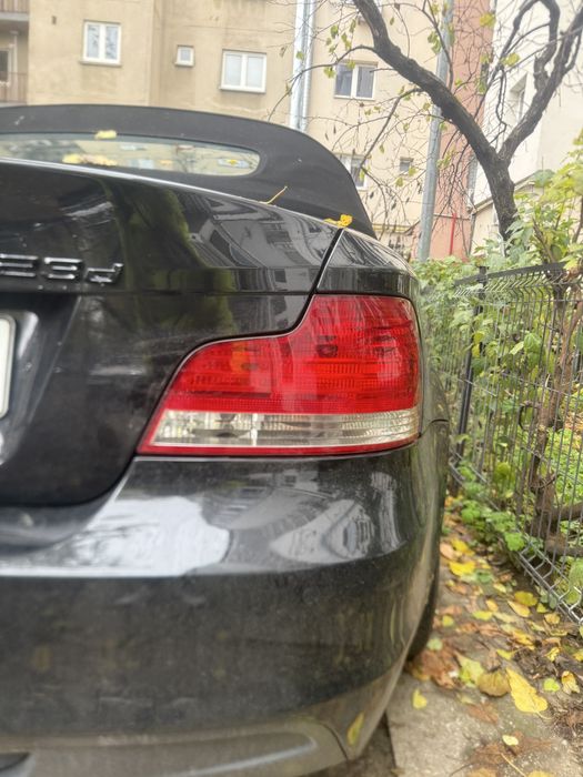 Stopuri spate BMW Seria 1 (E81/E82/E87/E88) – cu bec, stare impecabilă
