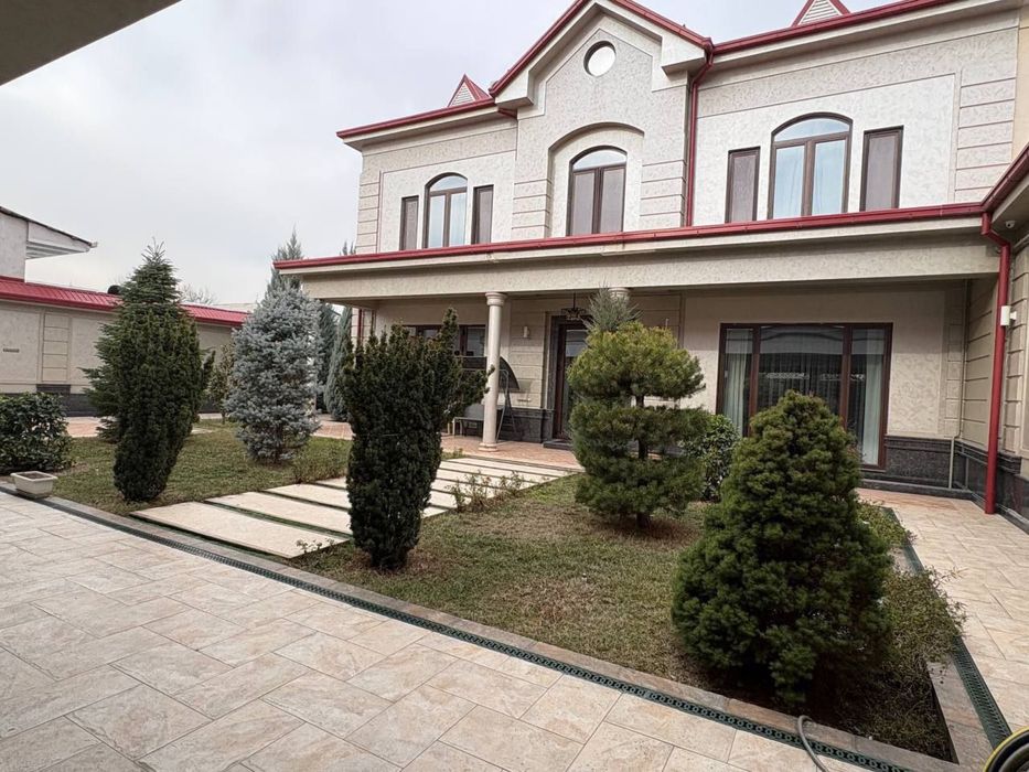 Продается 3-х уровневый дом в Алмазарском районе