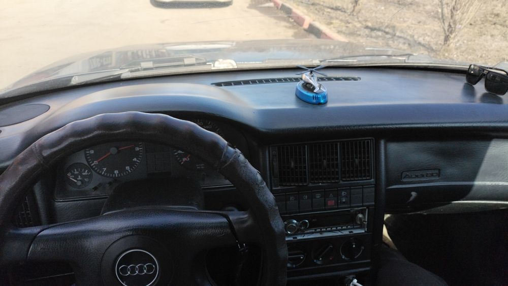 Ауди 80 Б4 93 год