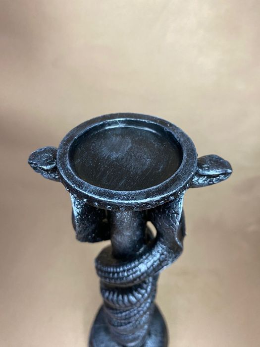 Подсвечник. Высота 26см.