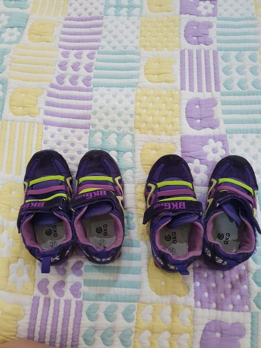 Продам кроссовки