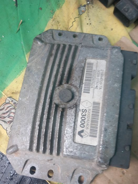ECU calculator renault megane 8200283924