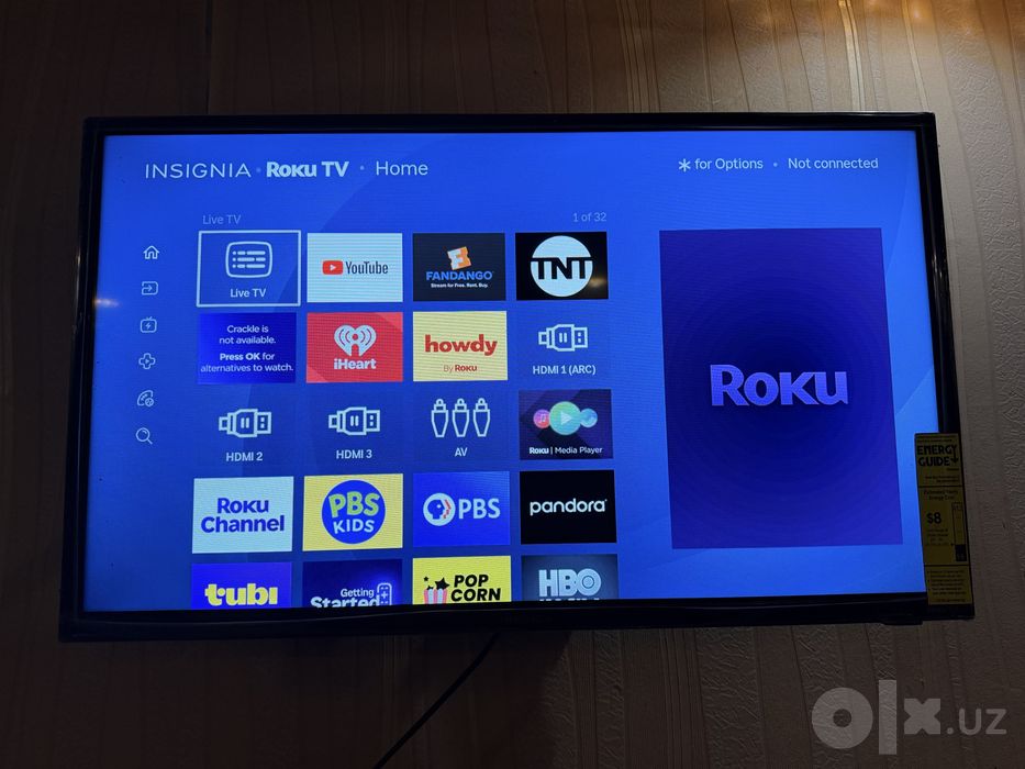 Insignia 32 дюймли (82 см) Smart TV. Yaqinda Amerikadan olib kelingan.