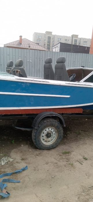 Продам катер Амур - м