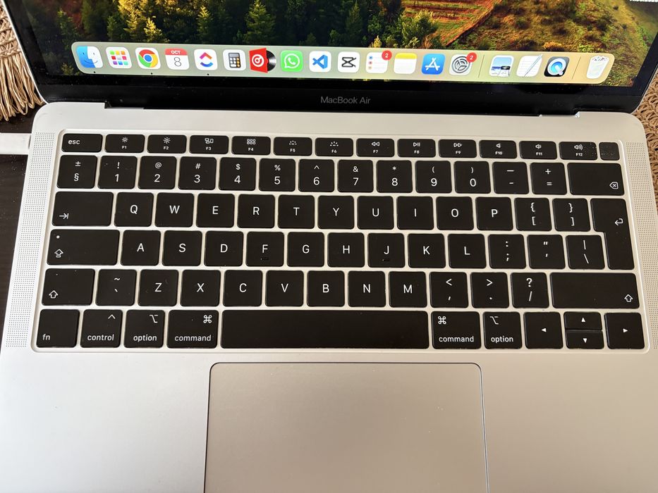 MacBook Air cu garantie 2 ani