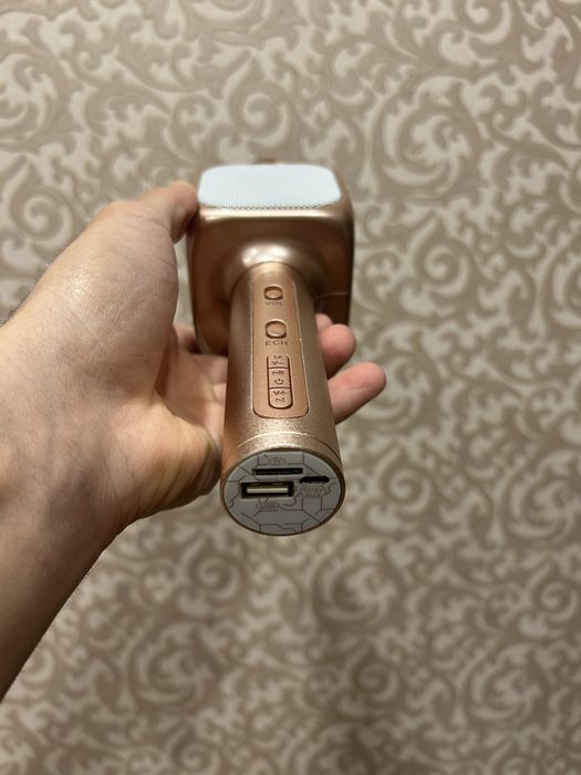 Продам золотой микрофон!