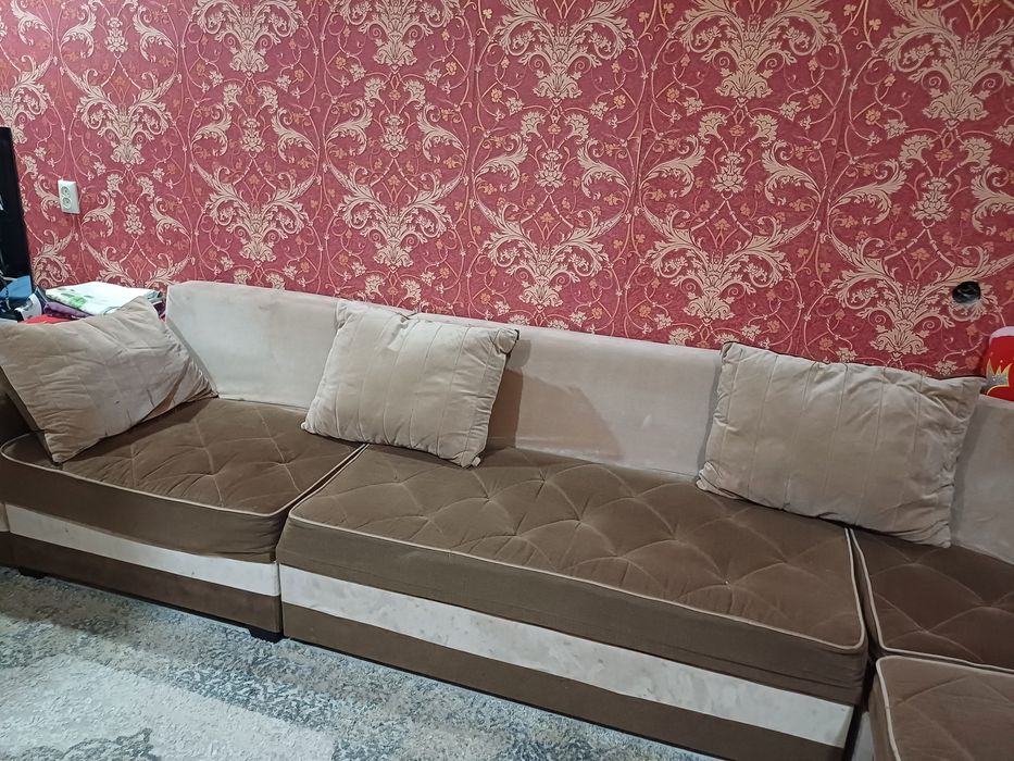 Продам срочно Мягкий Угловой диван