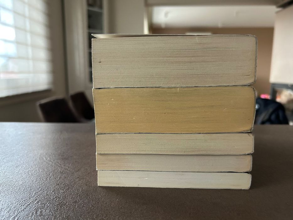 "Дневниците на вампира" на Л. Дж. Смит